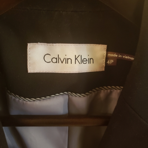 Black blazer - Picture 2 of 4